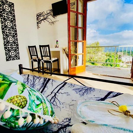 Thomas Art Hotel Pelekas Ngoại thất bức ảnh