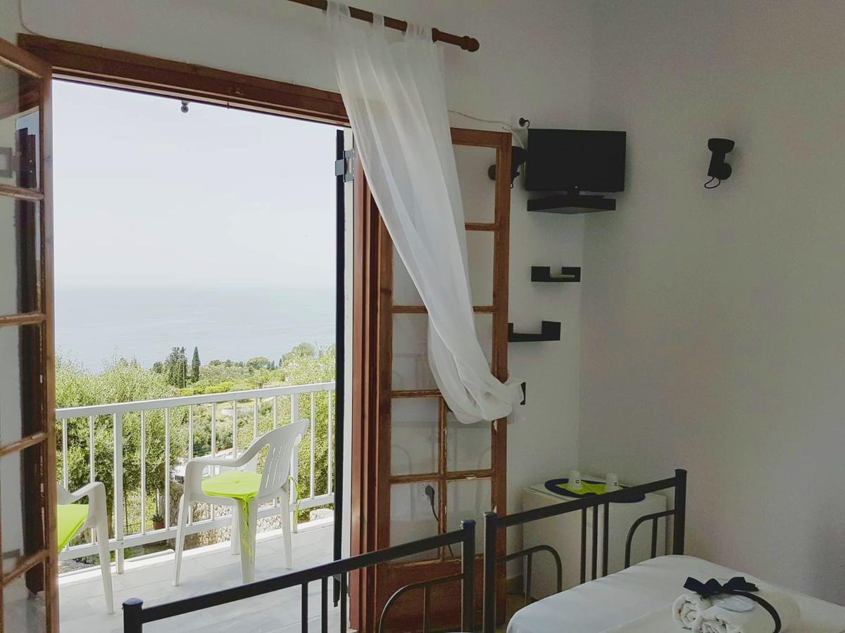 Thomas Art Hotel Pelekas Ngoại thất bức ảnh